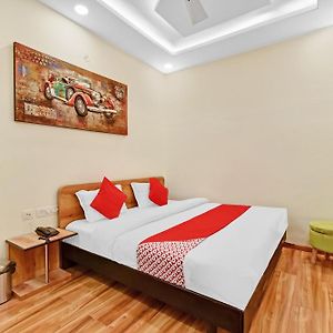 Hotel O Blooming Beds Prime